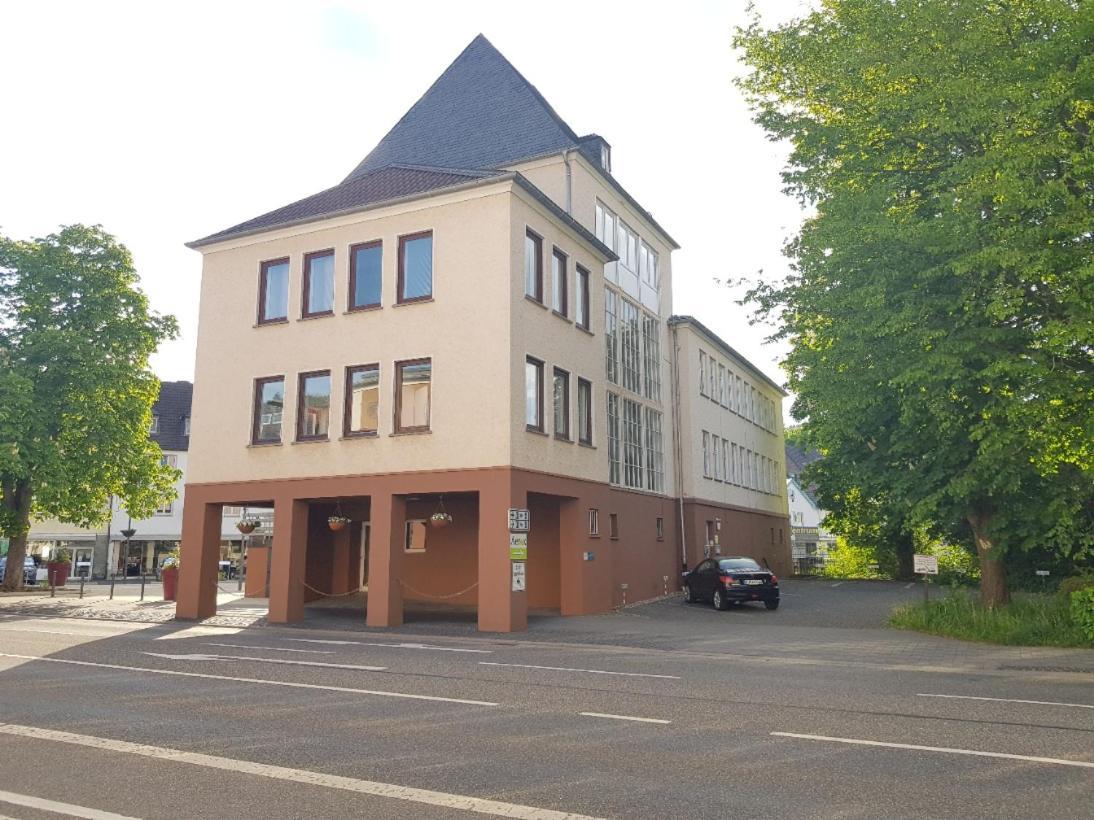 Ferienwohnung Im Türmchen inklusive WLAN, Parkplatz und Netflix Schleiden Exterior foto